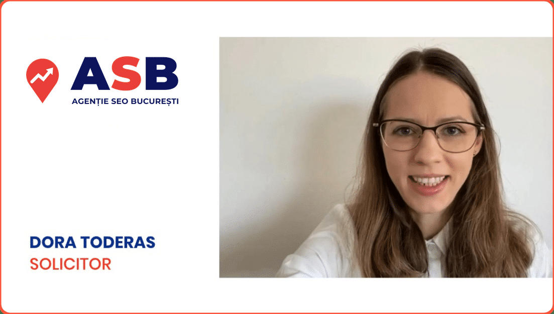 O femeie cu păr lung șaten și ochelari zâmbește la cameră. Textul de pe imagine spune "Agenție SEO București", "Dora Toderas, Solicitor" și evidențiază testimoniale ale clienților pentru servicii SEO de încredere.